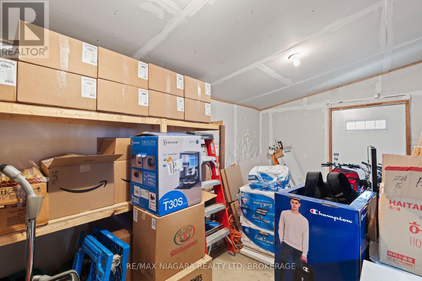1530 Niagara Stone Road, Niagara-On-The-Lake, Ontario  L0S 1J0 - Photo 15 - X13523220