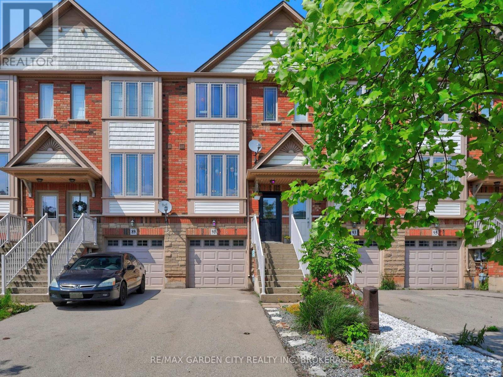 91 Willow Lane, Grimsby, Ontario  L3M 0B2 - Photo 1 - X13525560