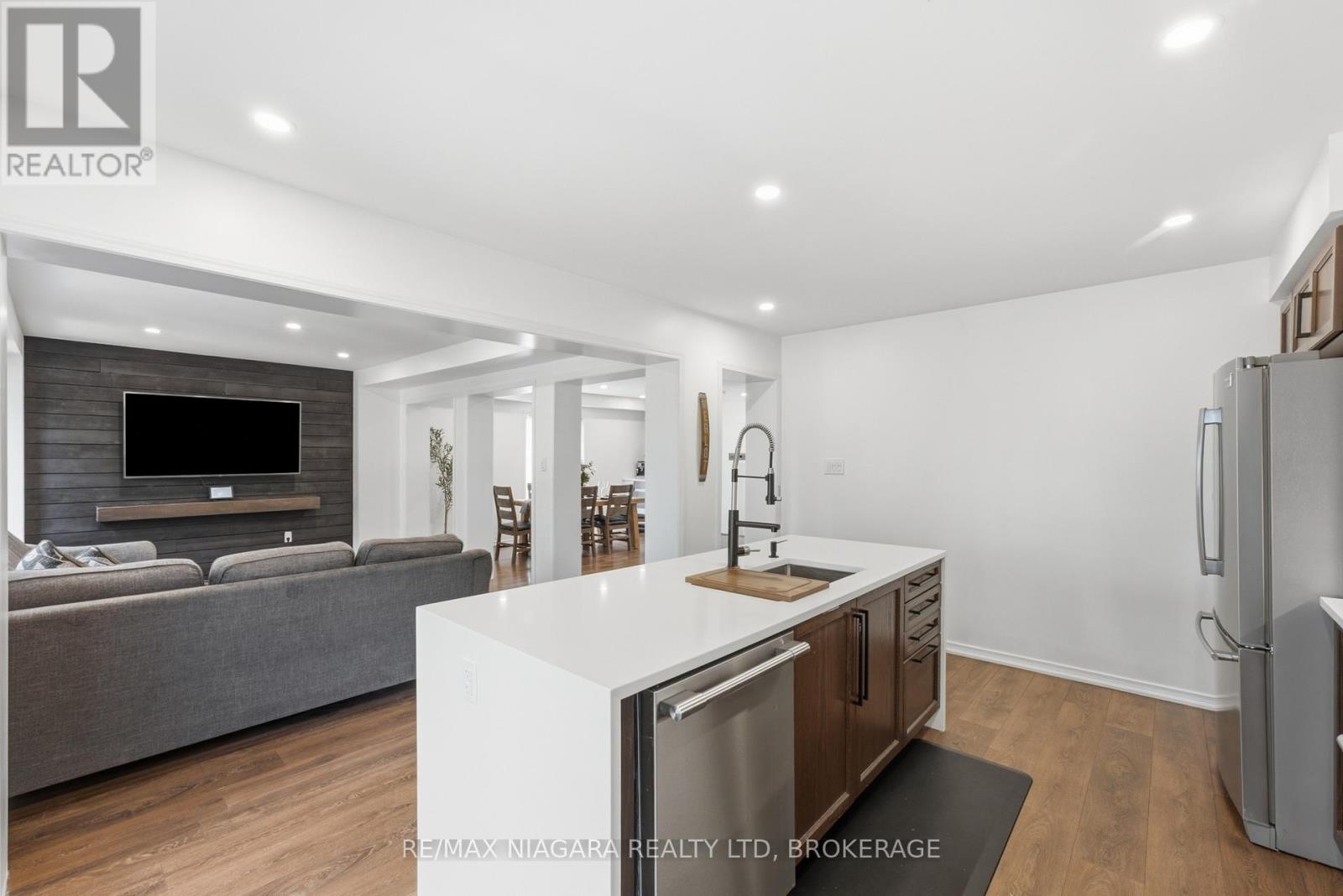 8571 Dogwood Crescent, Niagara Falls, Ontario  L2H 0K7 - Photo 14 - X13526442