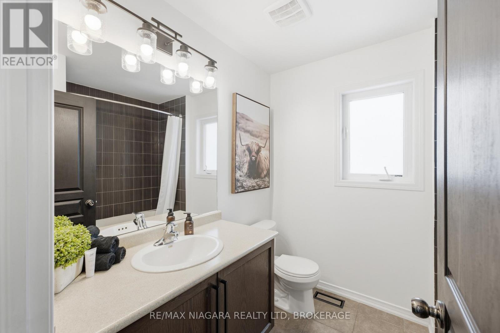8571 Dogwood Crescent, Niagara Falls, Ontario  L2H 0K7 - Photo 21 - X13526442
