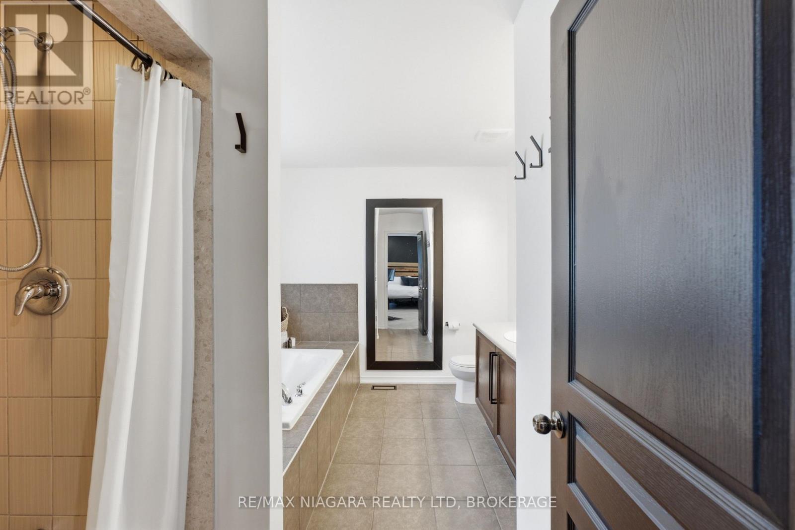 8571 Dogwood Crescent, Niagara Falls, Ontario  L2H 0K7 - Photo 26 - X13526442