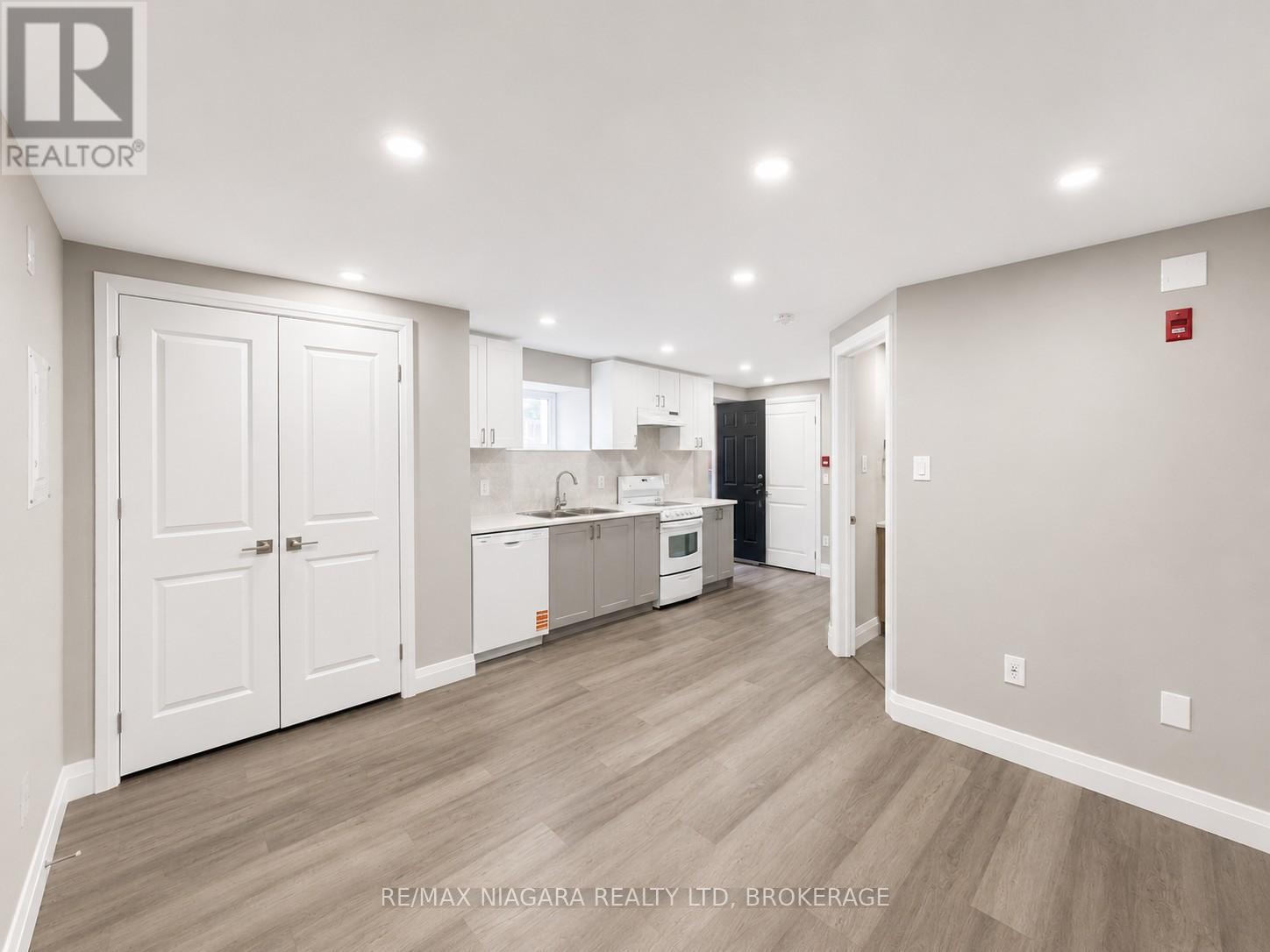 B1 - 143 Westchester Crescent, St. Catharines, Ontario  L2P 2N8 - Photo 3 - X13528100