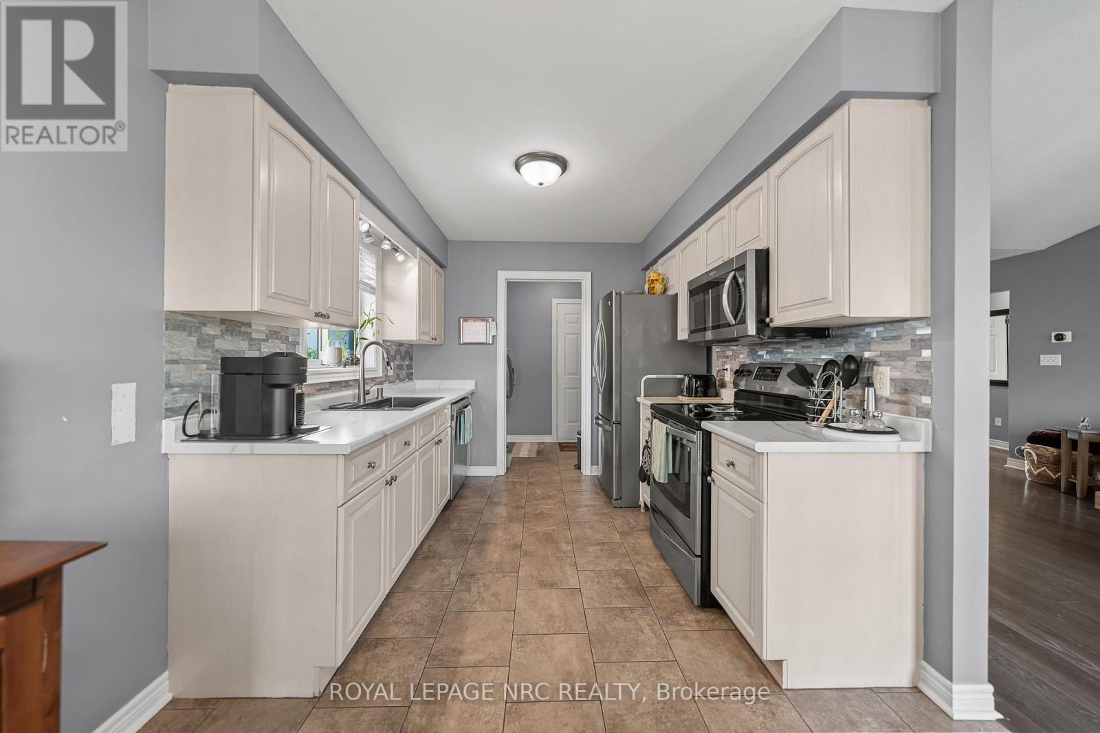 1052 Vansickle Road N, St. Catharines, Ontario  L2S 2X3 - Photo 16 - X13533166