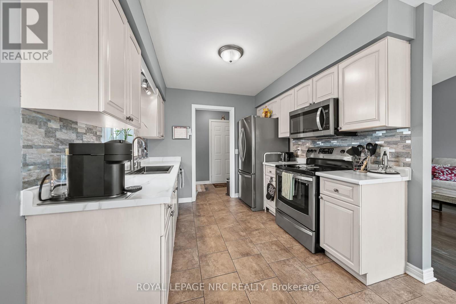 1052 Vansickle Road N, St. Catharines, Ontario  L2S 2X3 - Photo 17 - X13533166