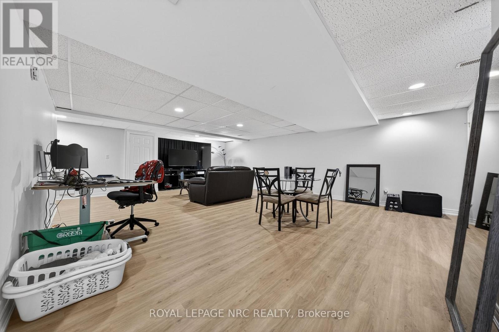 1052 Vansickle Road N, St. Catharines, Ontario  L2S 2X3 - Photo 28 - X13533166