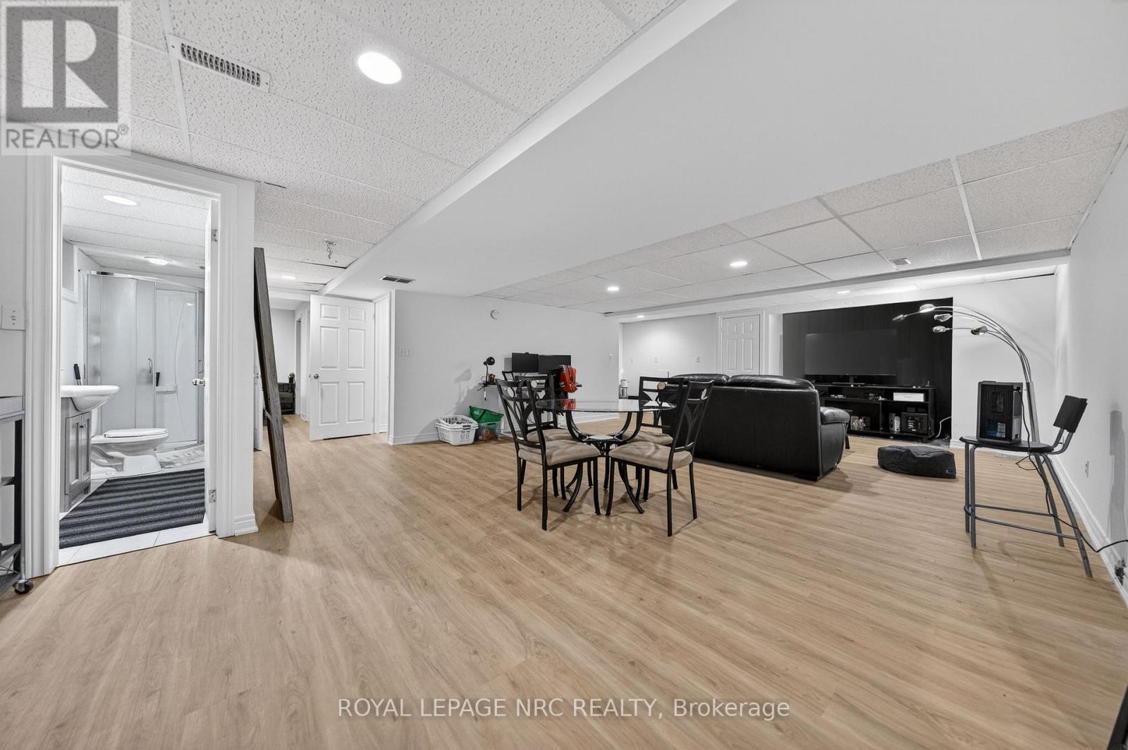 1052 Vansickle Road N, St. Catharines, Ontario  L2S 2X3 - Photo 29 - X13533166