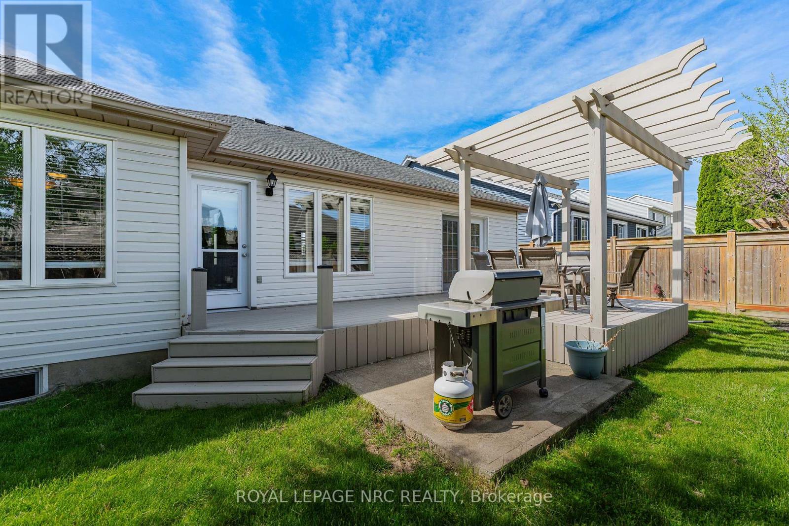 1052 Vansickle Road N, St. Catharines, Ontario  L2S 2X3 - Photo 35 - X13533166