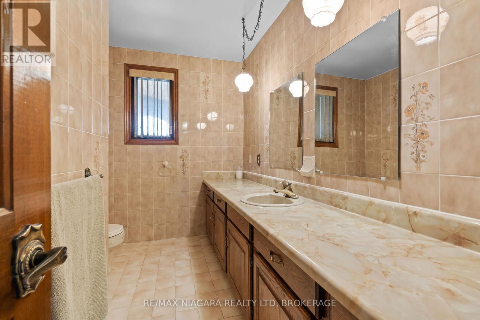 11292 Golf Course Road, Wainfleet, Ontario  L0S 1V0 - Photo 17 - X13533860