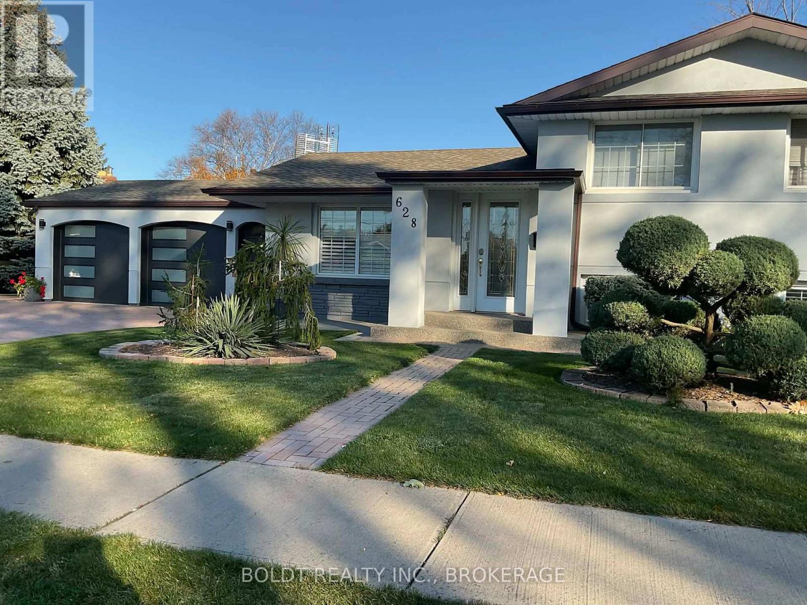 628 Vine Street, St. Catharines, Ontario  L2M 3V5 - Photo 3 - X13535396