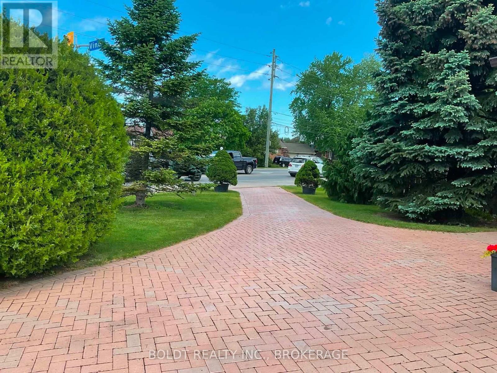 628 Vine Street, St. Catharines, Ontario  L2M 3V5 - Photo 5 - X13535396