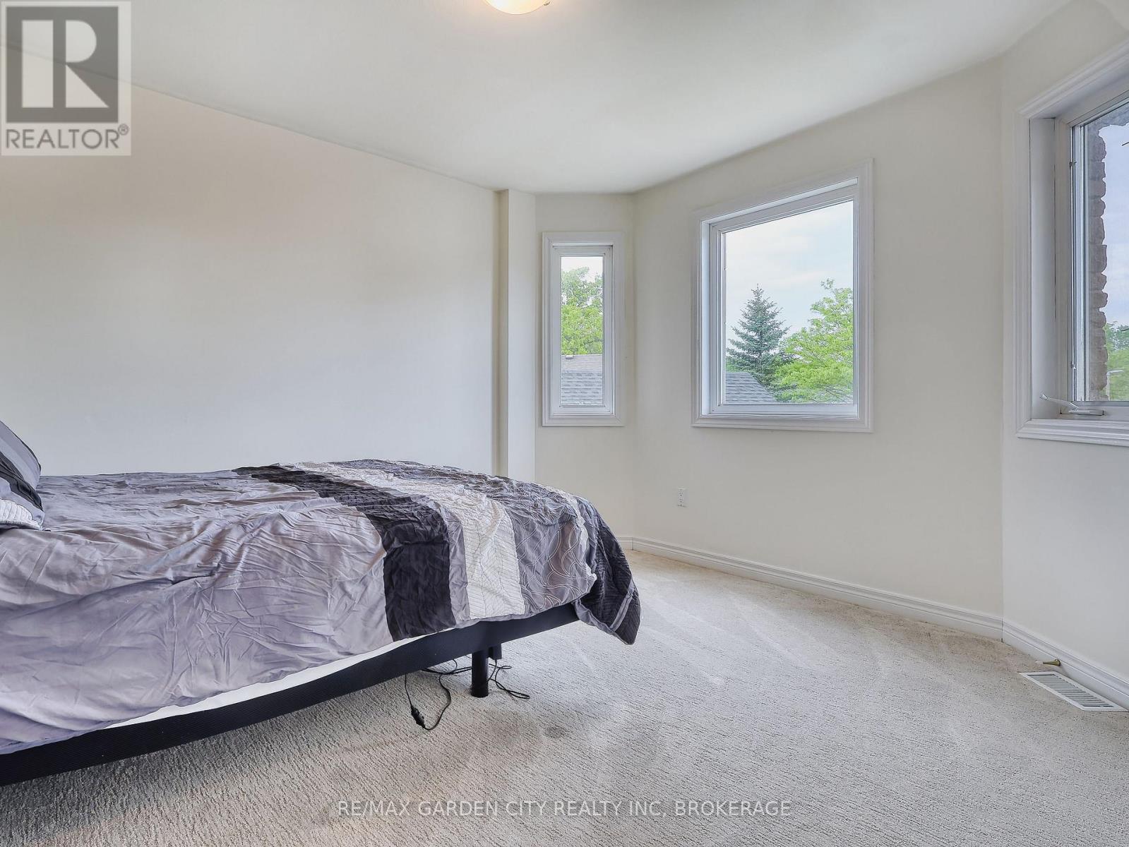 75 Jackson Court E, Welland, Ontario  L3C 7G4 - Photo 25 - X13537214