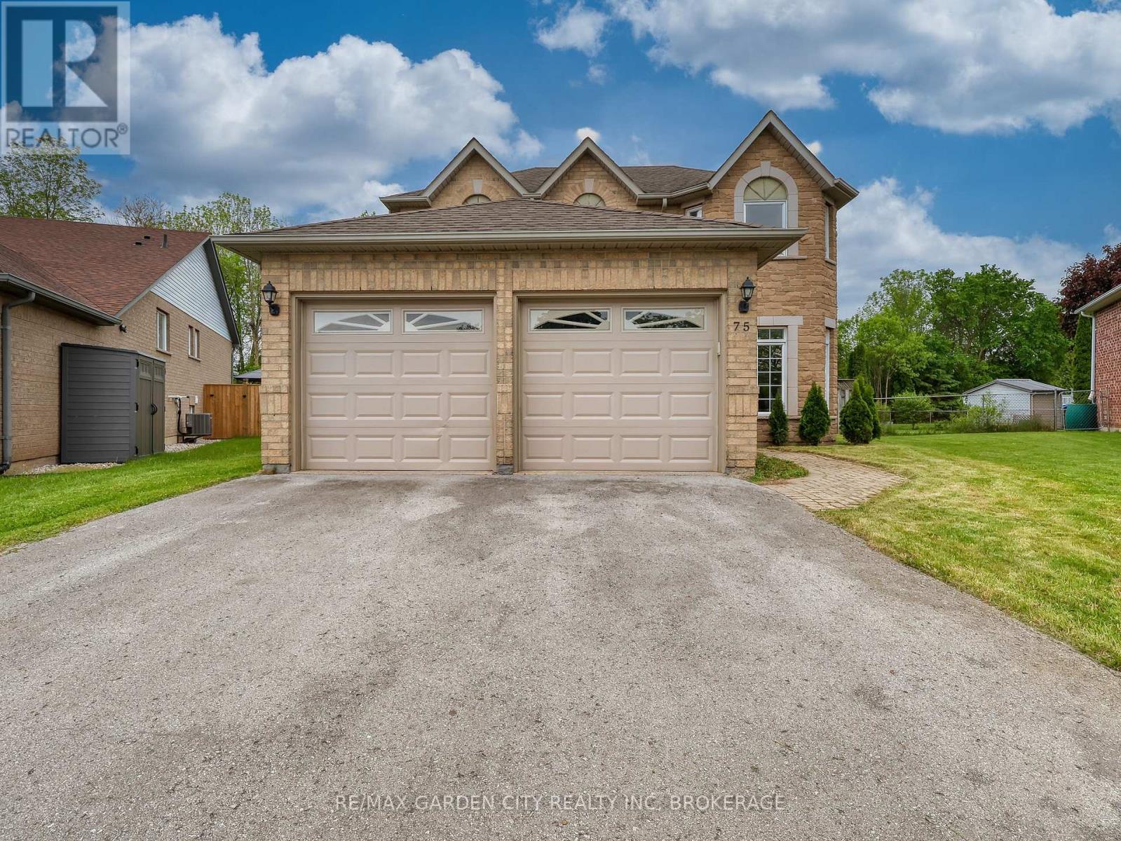 75 Jackson Court E, Welland, Ontario  L3C 7G4 - Photo 3 - X13537214