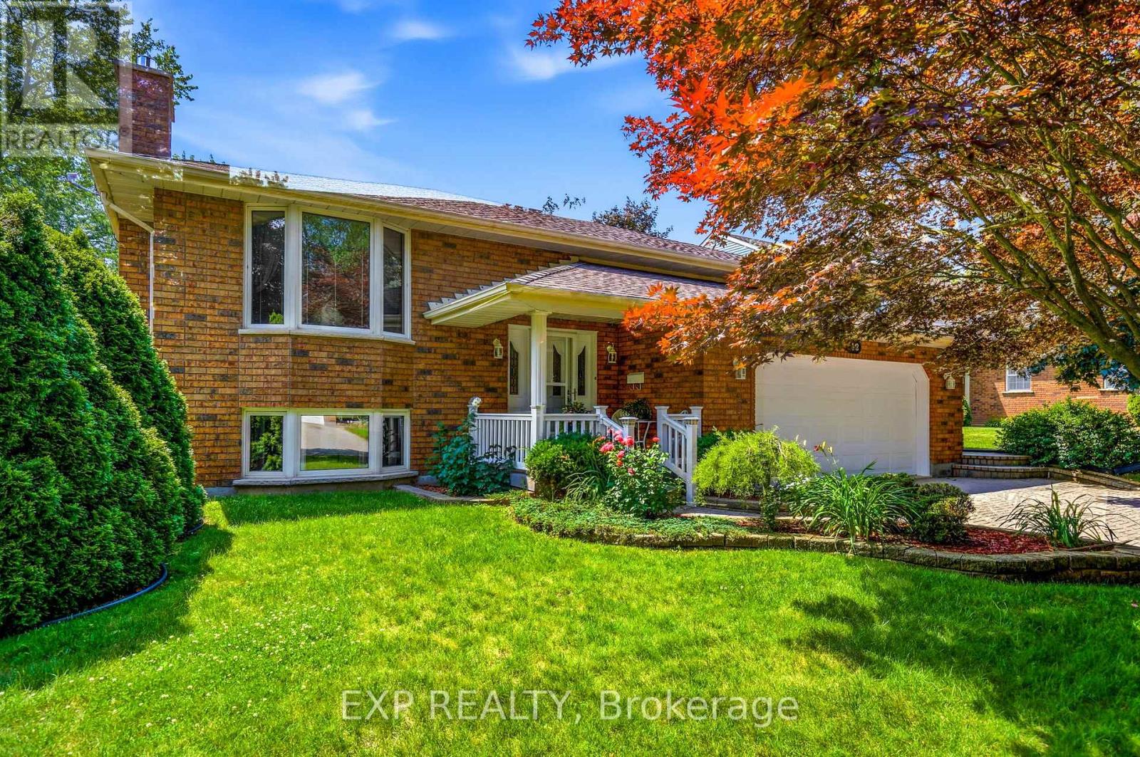 12 Fern Gate, Pelham, Ontario  L0S 1E4 - Photo 2 - X13538964