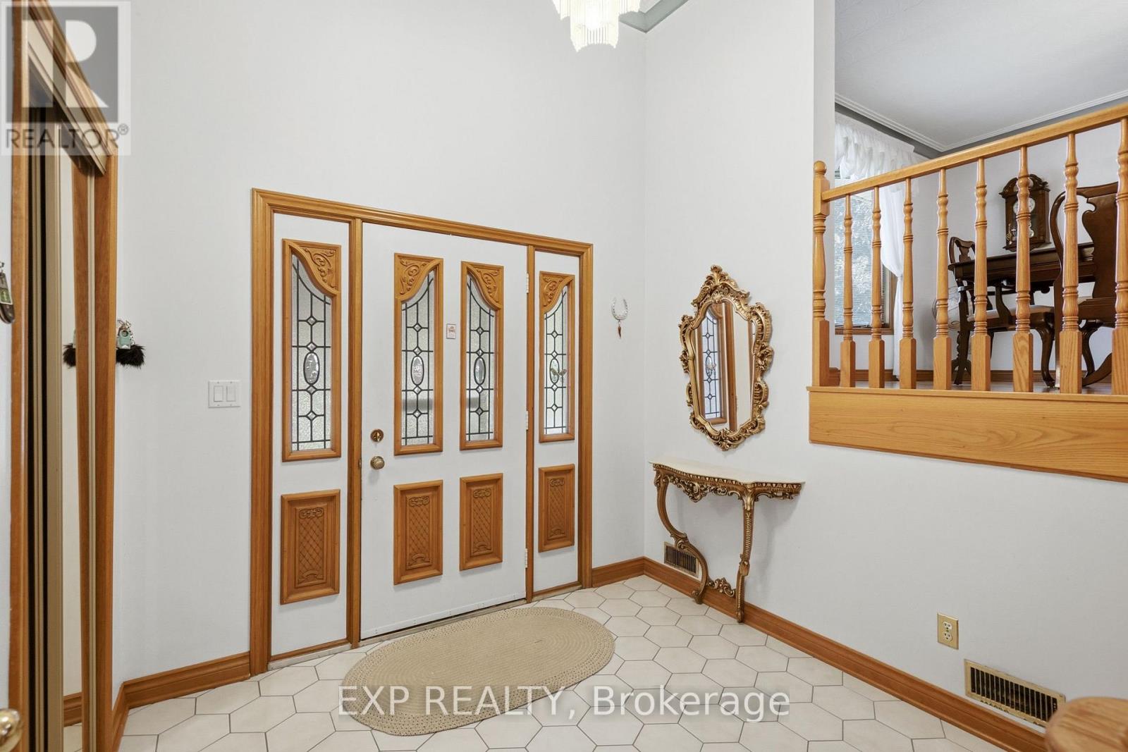 12 Fern Gate, Pelham, Ontario  L0S 1E4 - Photo 5 - X13538964