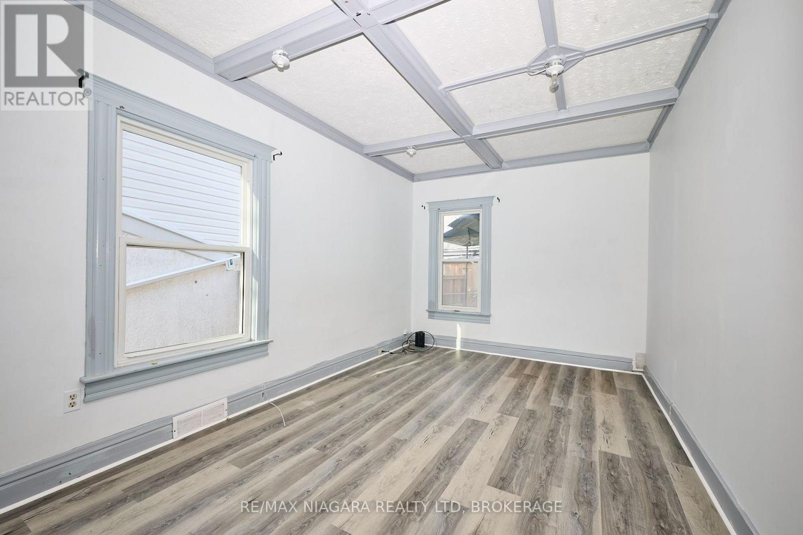 105a Welland Avenue, St. Catharines, Ontario  L2R 2H4 - Photo 17 - X13541874