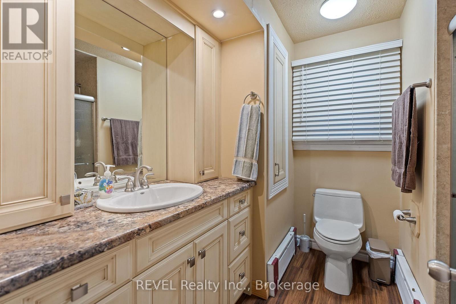 6398 Mountain Road, Niagara Falls, Ontario  L2E 6S4 - Photo 17 - X13542818