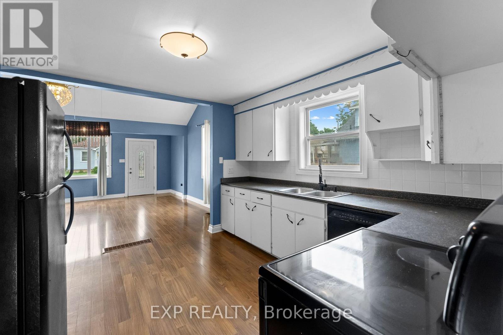 6344 Ash Street, Niagara Falls, Ontario  L2G 2H5 - Photo 13 - X13545636