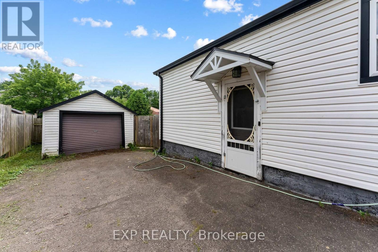 6344 Ash Street, Niagara Falls, Ontario  L2G 2H5 - Photo 23 - X13545636