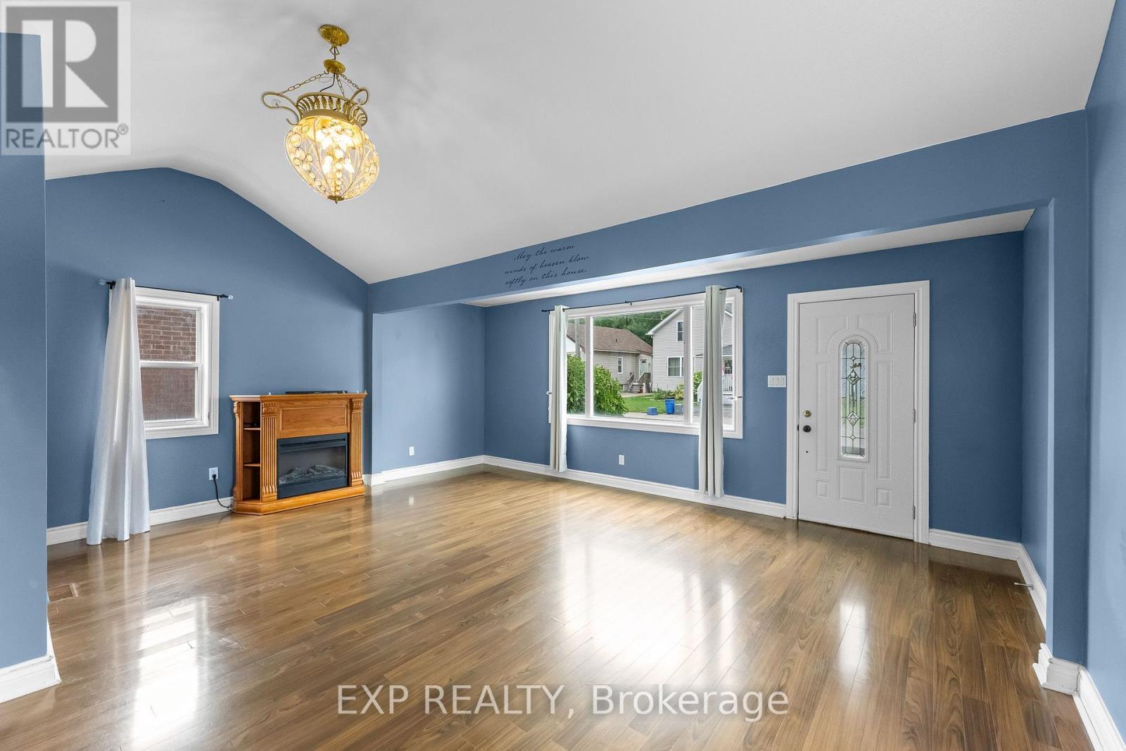 6344 Ash Street, Niagara Falls, Ontario  L2G 2H5 - Photo 5 - X13545636
