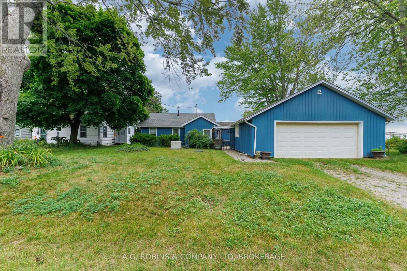 11251 Harbourview Road, Wainfleet, Ontario  L0S 1V0 - Photo 1 - X13549650