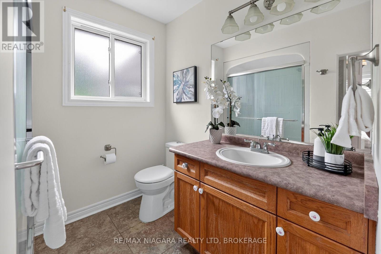 7710 Vincent Street W, Niagara Falls, Ontario  L2H 3B8 - Photo 28 - X13550246