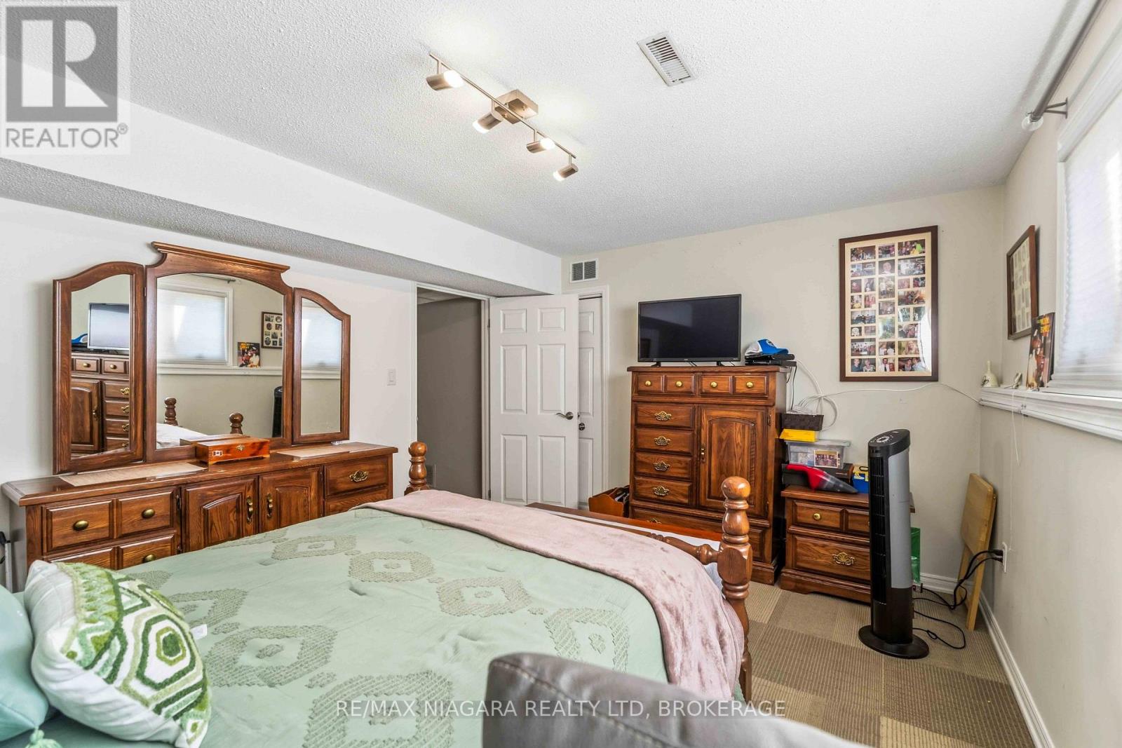 6200 Sherri Avenue, Niagara Falls, Ontario  L2H 2W7 - Photo 31 - X13551020