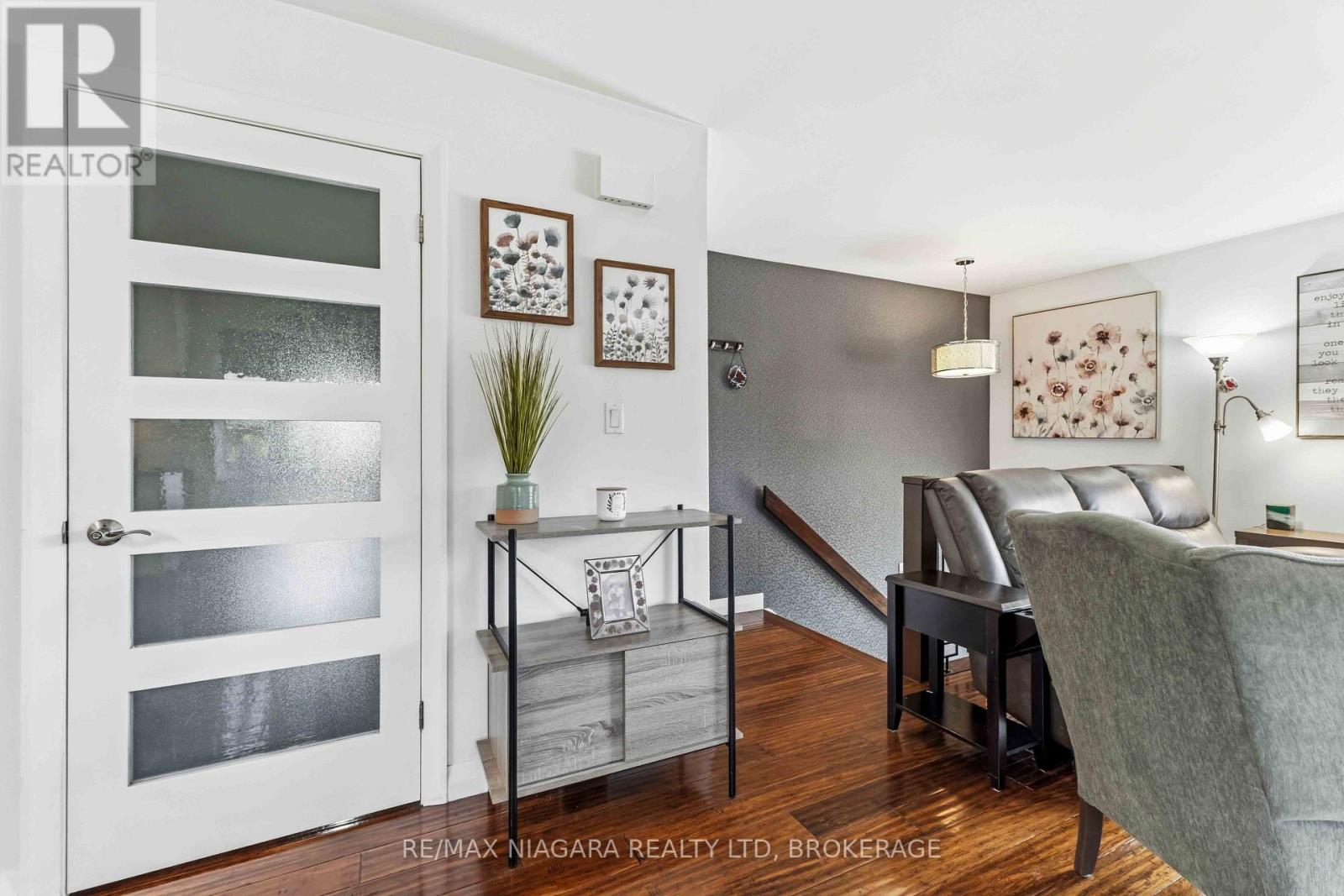 6200 Sherri Avenue, Niagara Falls, Ontario  L2H 2W7 - Photo 4 - X13551020