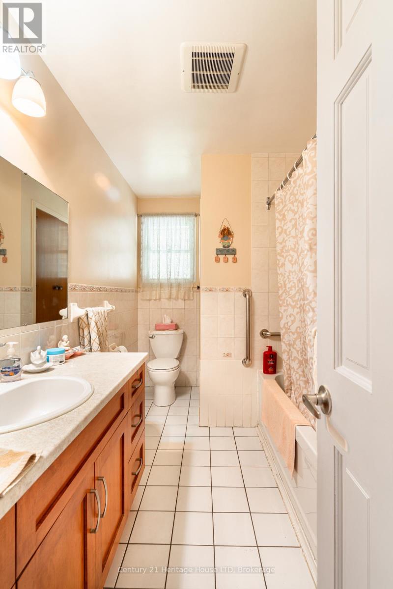 64 Croydon Drive, St. Catharines, Ontario  L2M 1J7 - Photo 20 - X13551066
