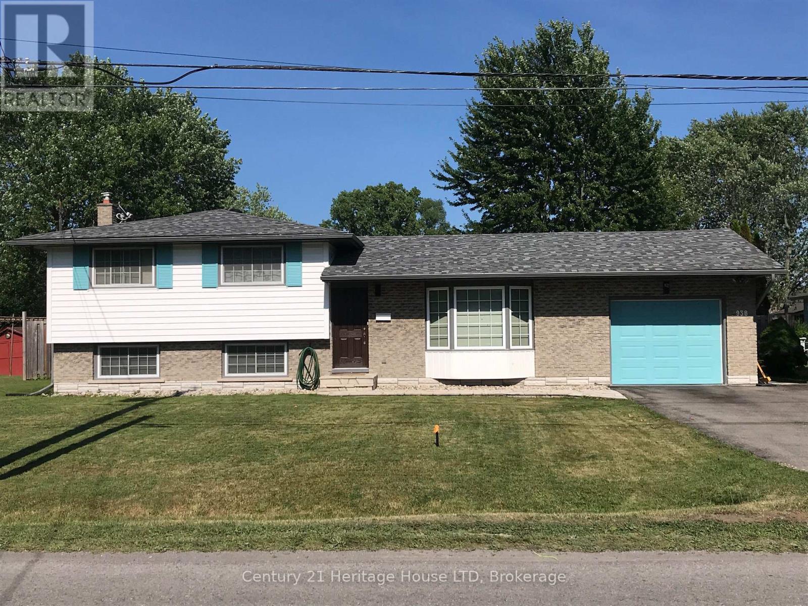 938 Ferndale Avenue, Fort Erie, Ontario  L2A 5S8 - Photo 1 - X13551484