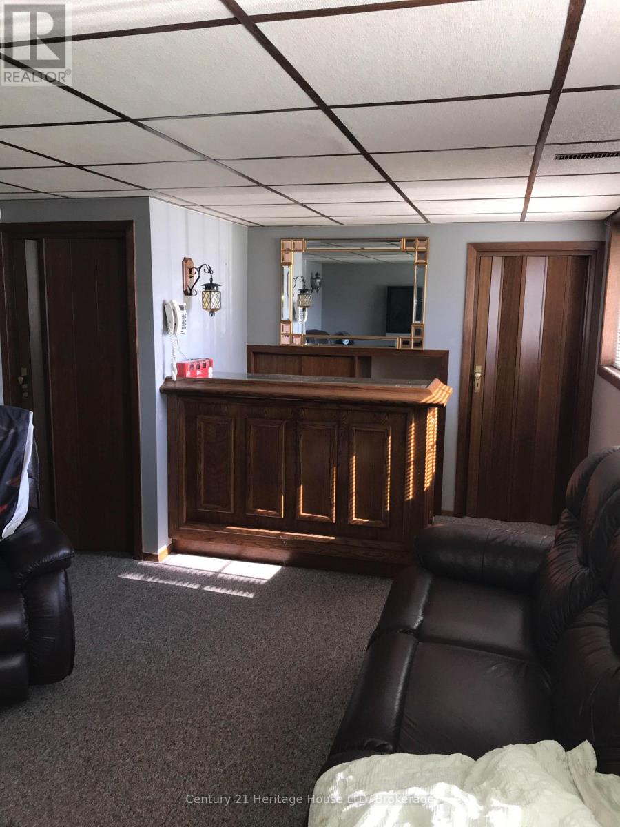 938 Ferndale Avenue, Fort Erie, Ontario  L2A 5S8 - Photo 16 - X13551484