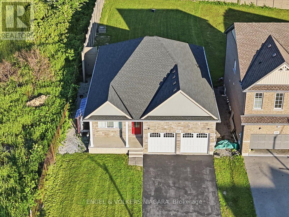 117 Juneberry Road, Thorold, Ontario  L2V 0H8 - Photo 1 - X13554410