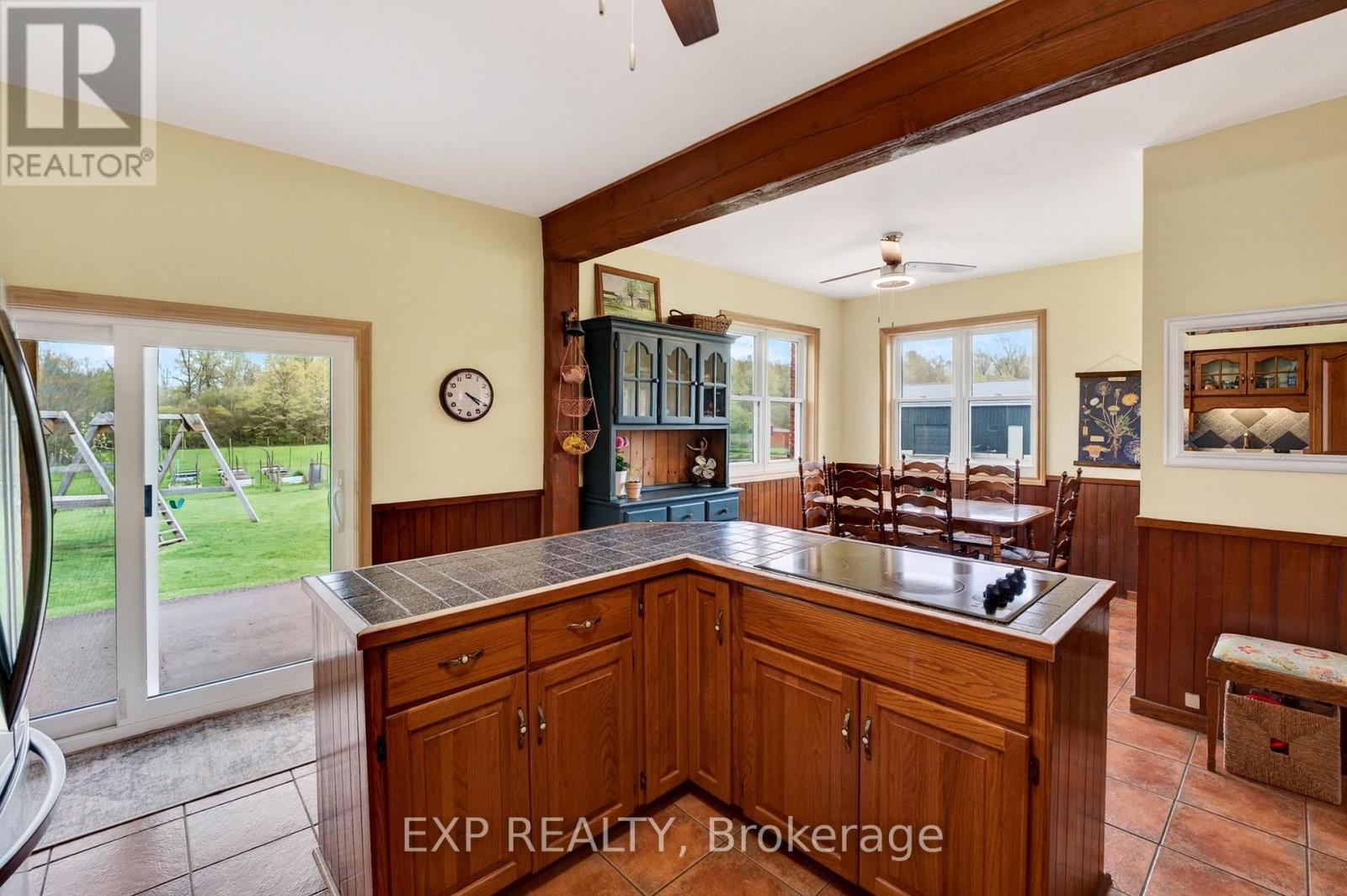 2266 Pettit Road, Fort Erie, Ontario  L2A 5M4 - Photo 19 - X13559366