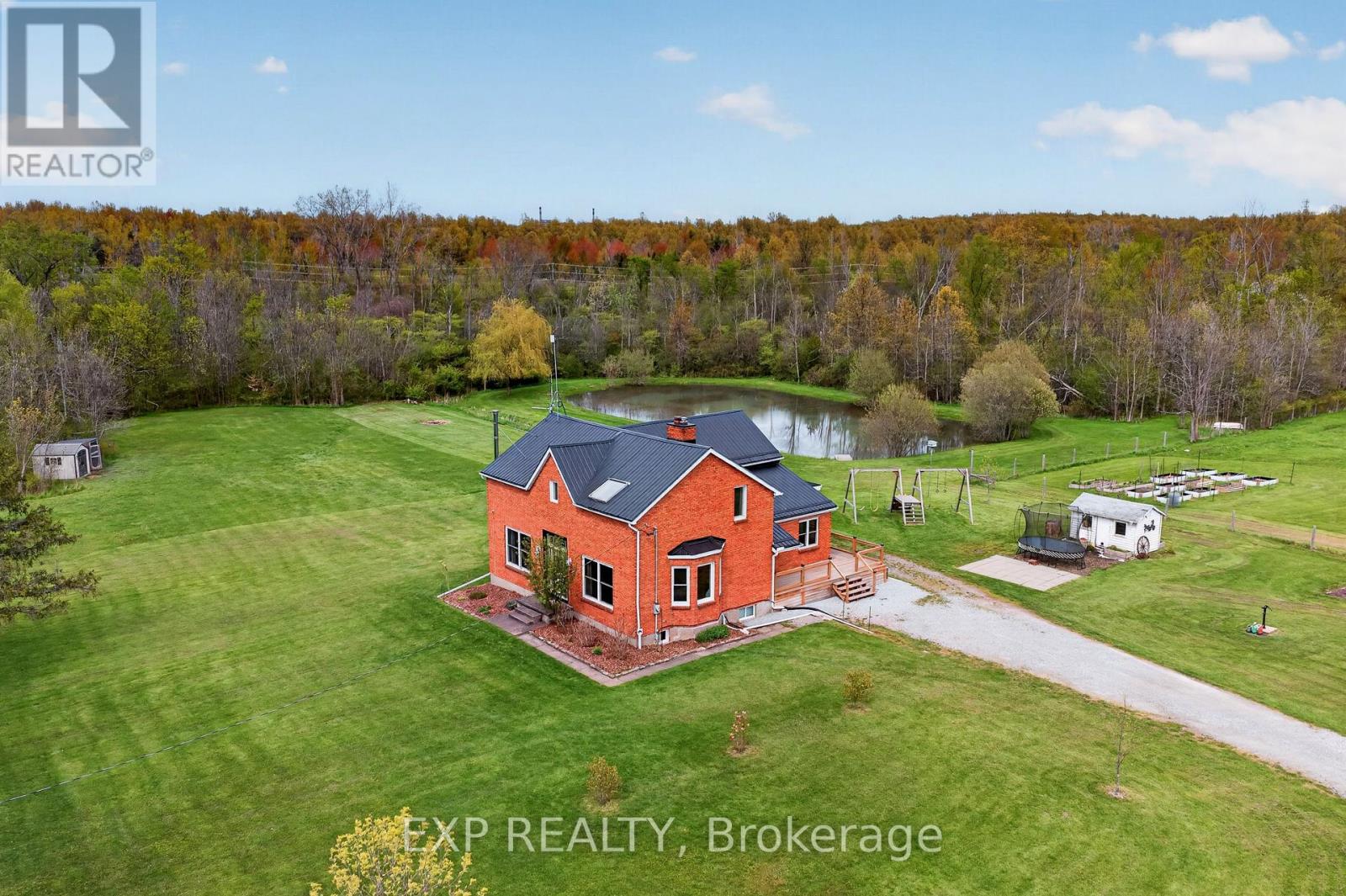 2266 Pettit Road, Fort Erie, Ontario  L2A 5M4 - Photo 40 - X13559366