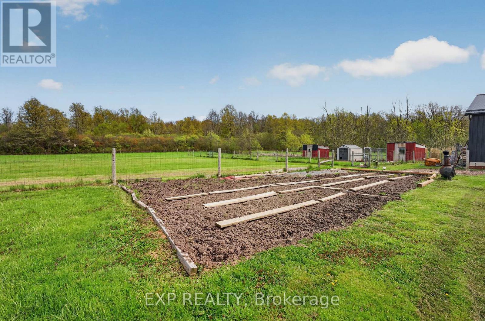 2266 Pettit Road, Fort Erie, Ontario  L2A 5M4 - Photo 41 - X13559366
