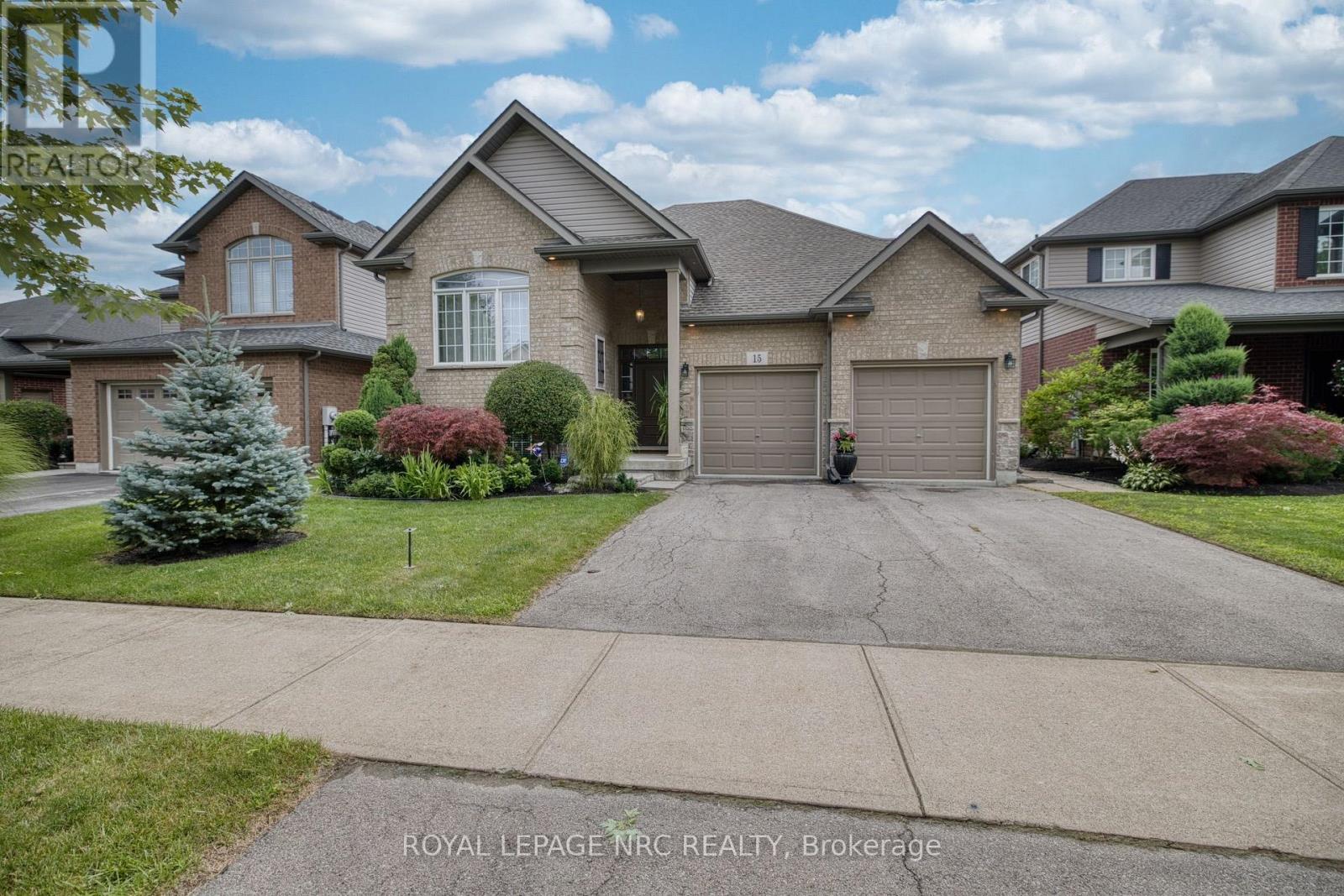 15 Fisher Drive, Niagara-On-The-Lake, Ontario  L0S 1T0 - Photo 1 - X13559828