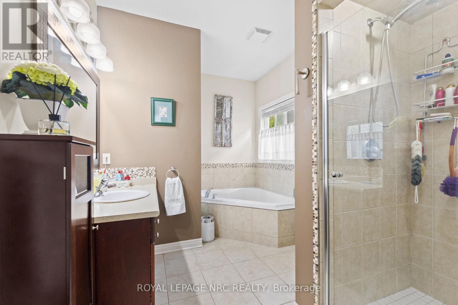 15 Fisher Drive, Niagara-On-The-Lake, Ontario  L0S 1T0 - Photo 8 - X13559828