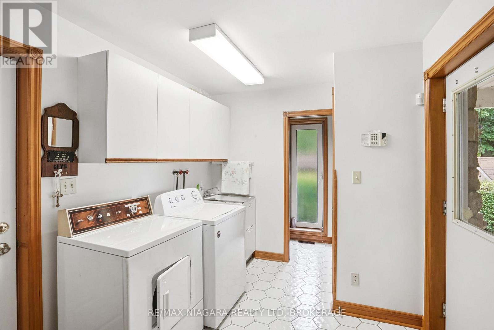 599 Lakeshore Road E, Port Colborne, Ontario  L3K 5V3 - Photo 22 - X13560590