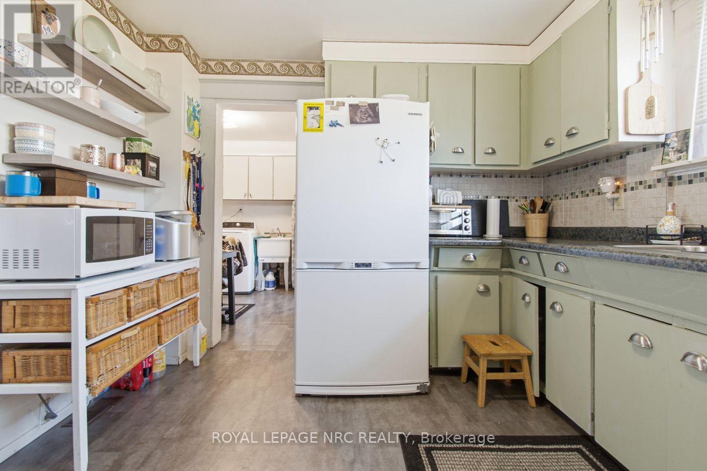 267 Killaly Street E, Port Colborne, Ontario  L3K 1P2 - Photo 15 - X13560834