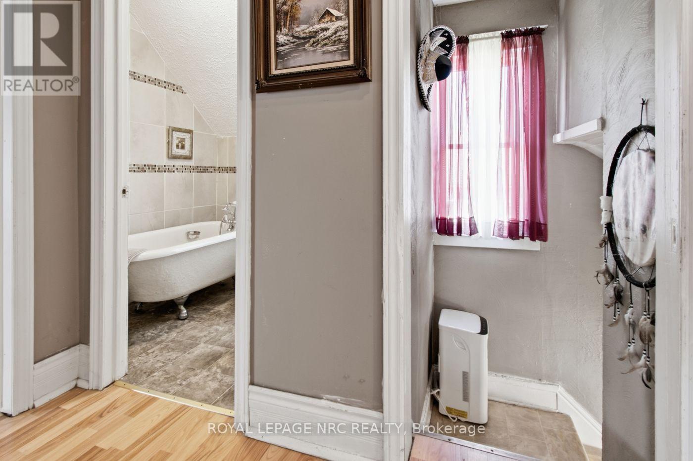 267 Killaly Street E, Port Colborne, Ontario  L3K 1P2 - Photo 23 - X13560834