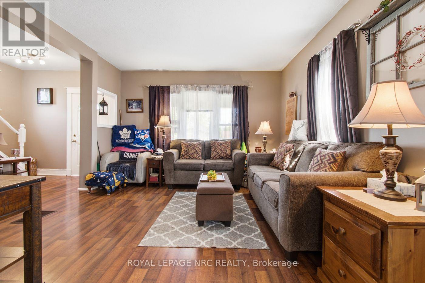 267 Killaly Street E, Port Colborne, Ontario  L3K 1P2 - Photo 4 - X13560834