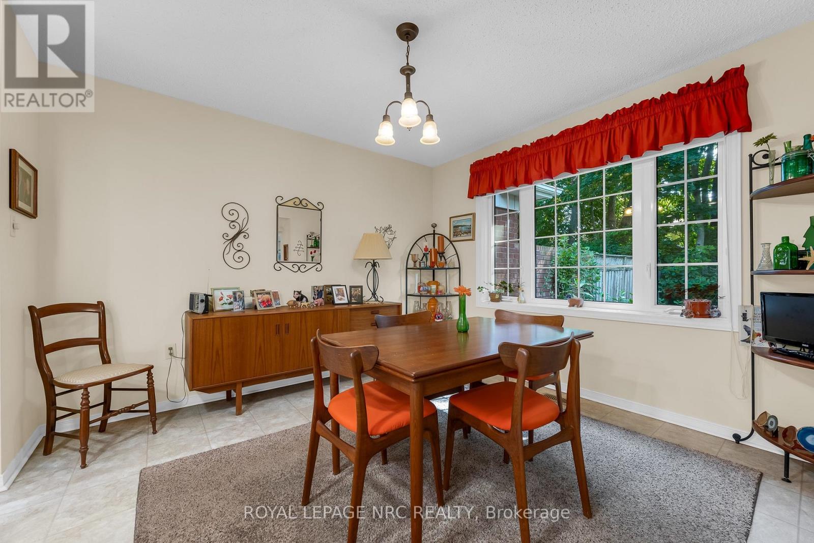 25 Milburn Drive, Pelham, Ontario  L0S 1E4 - Photo 12 - X13563302