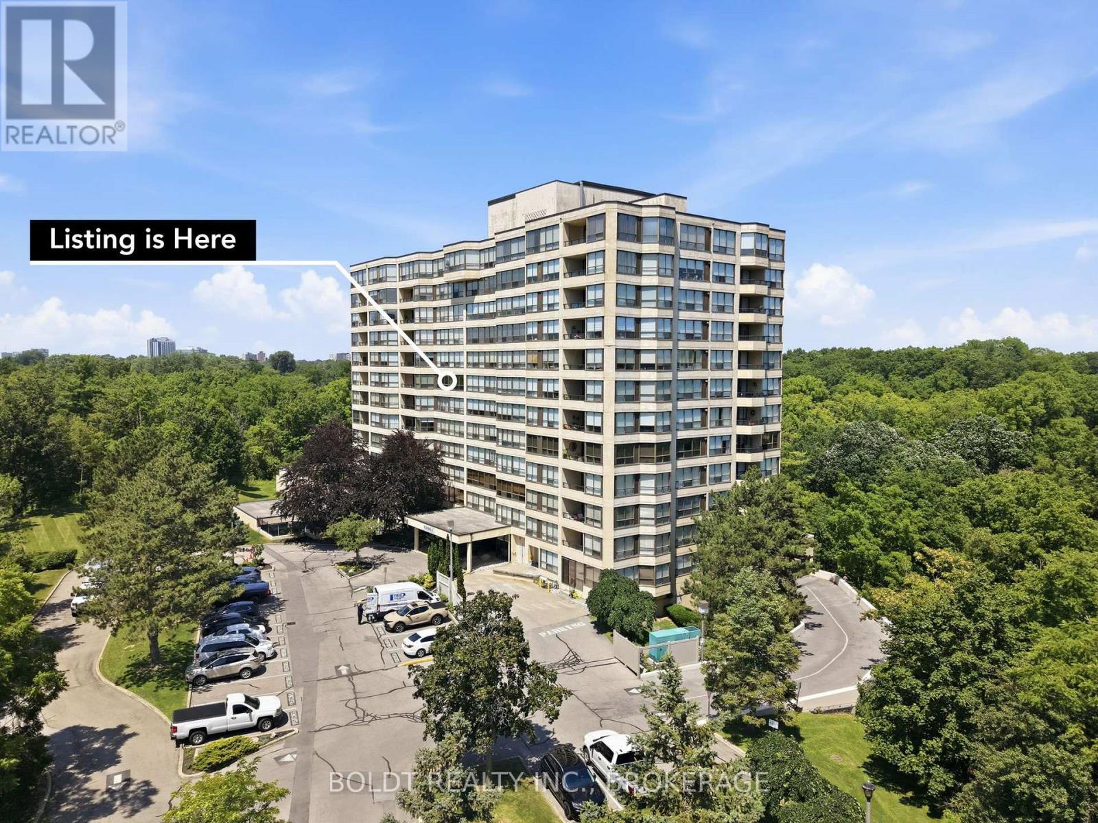 702 - 3 Towering Heights Boulevard, St. Catharines, Ontario  L2T 4A4 - Photo 2 - X13567332