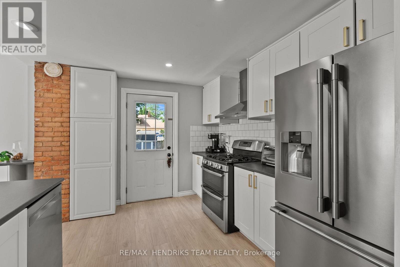 69 Chaplin Avenue, St. Catharines, Ontario  L2R 2E8 - Photo 18 - X13568050