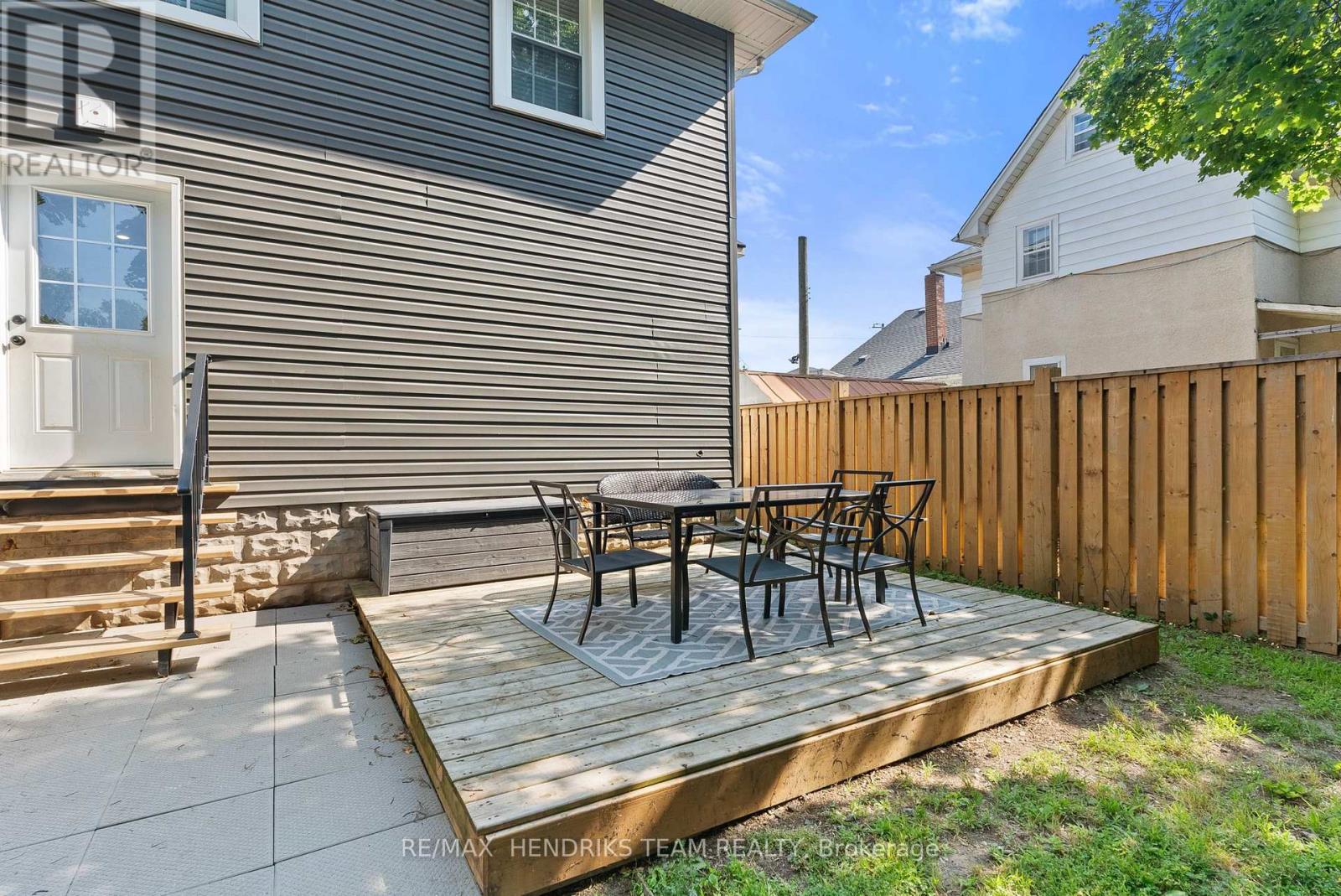 69 Chaplin Avenue, St. Catharines, Ontario  L2R 2E8 - Photo 32 - X13568050