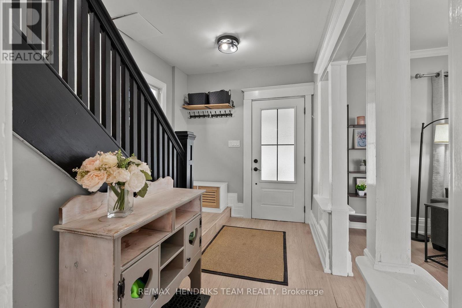 69 Chaplin Avenue, St. Catharines, Ontario  L2R 2E8 - Photo 7 - X13568050