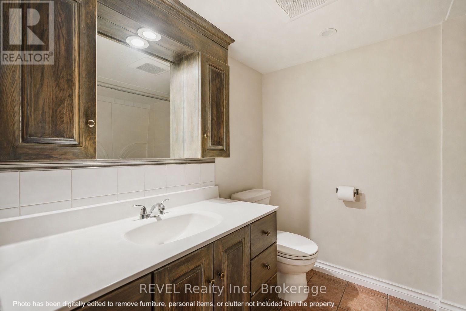 19 Leeper Street, St. Catharines, Ontario  L2S 2M9 - Photo 16 - X13569428