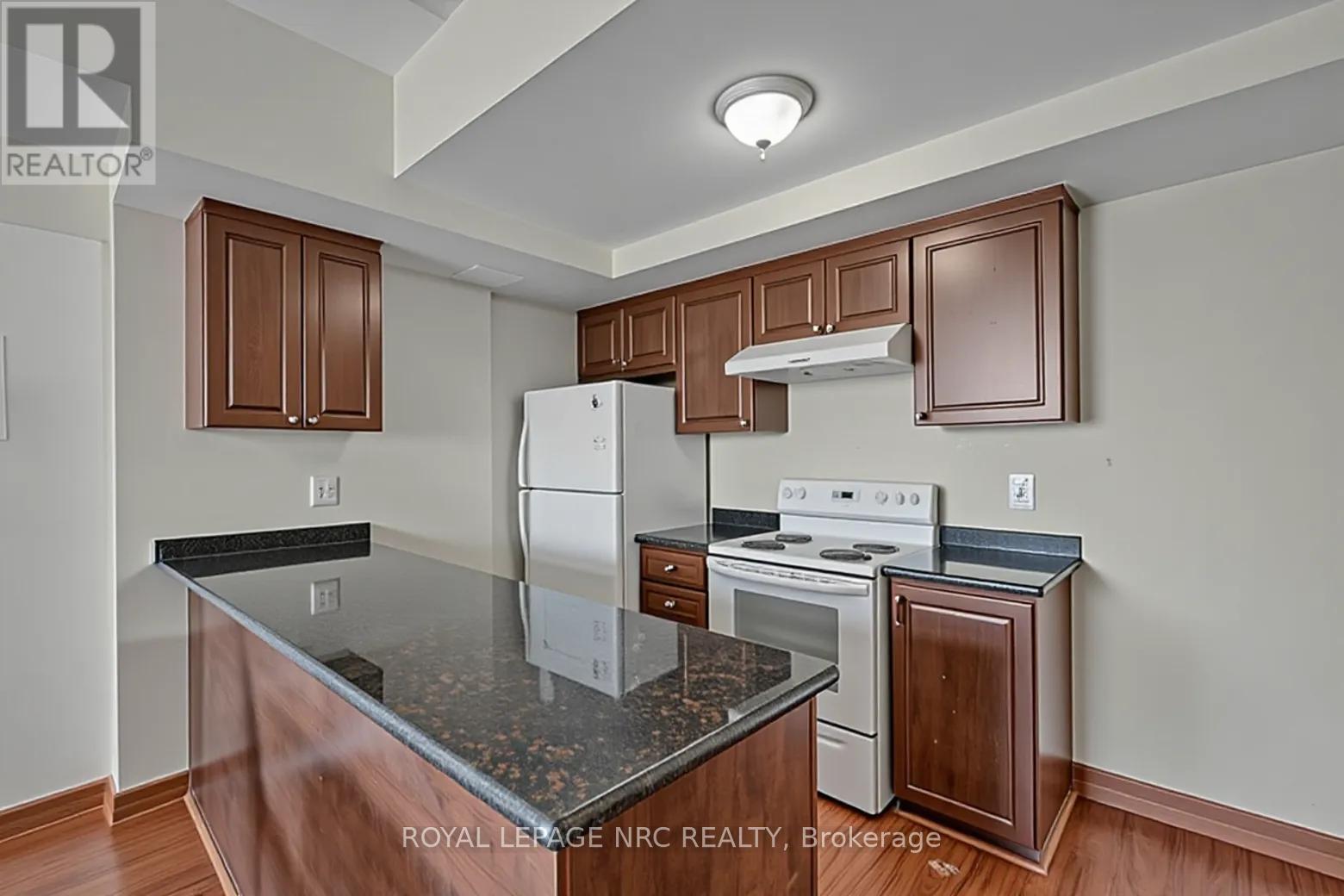 Ph 6 - 15 Maplewood Avenue, Toronto, Ontario  M6C 4B4 - Photo 14 - C13569798