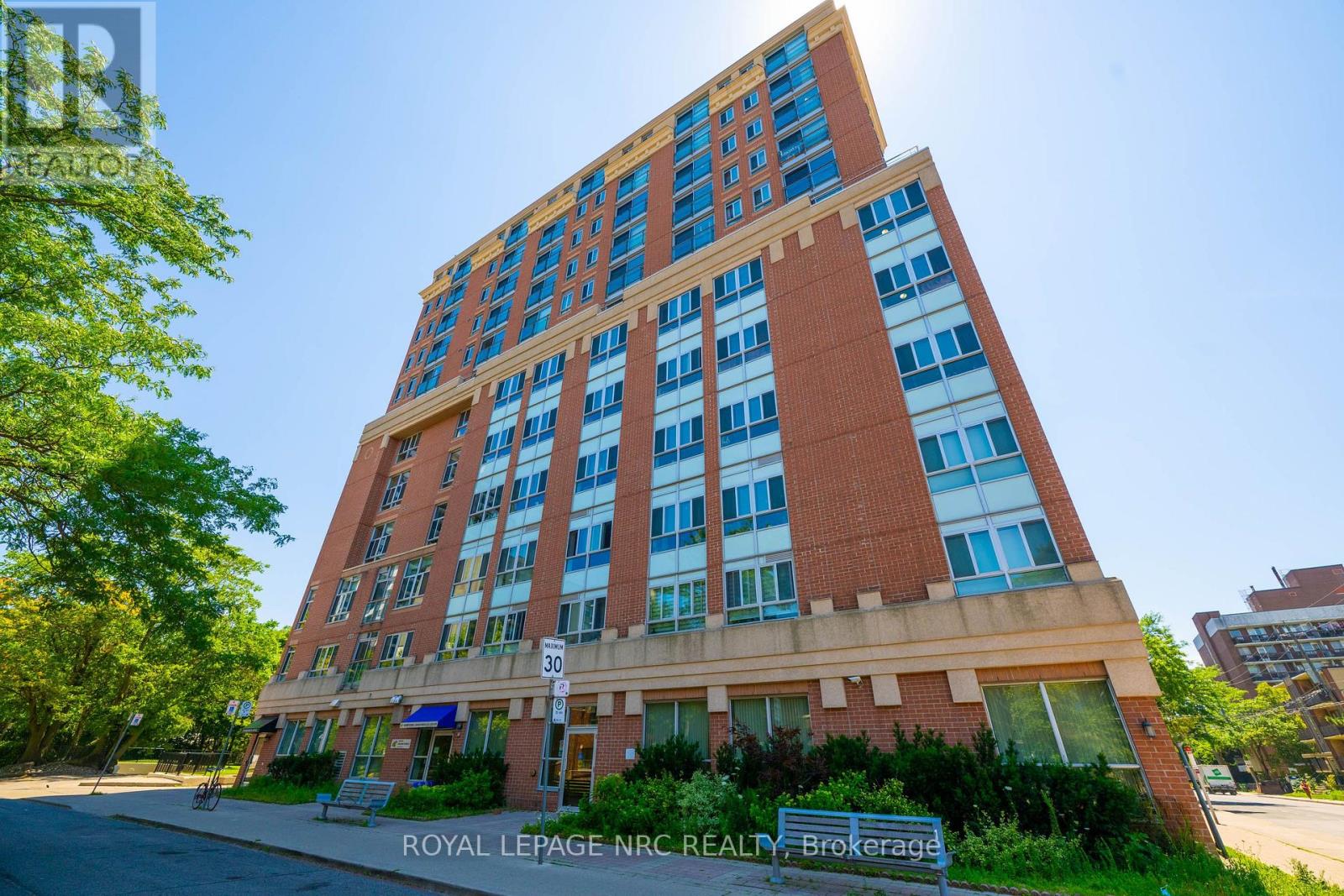 Ph 6 - 15 Maplewood Avenue, Toronto, Ontario  M6C 4B4 - Photo 2 - C13569798