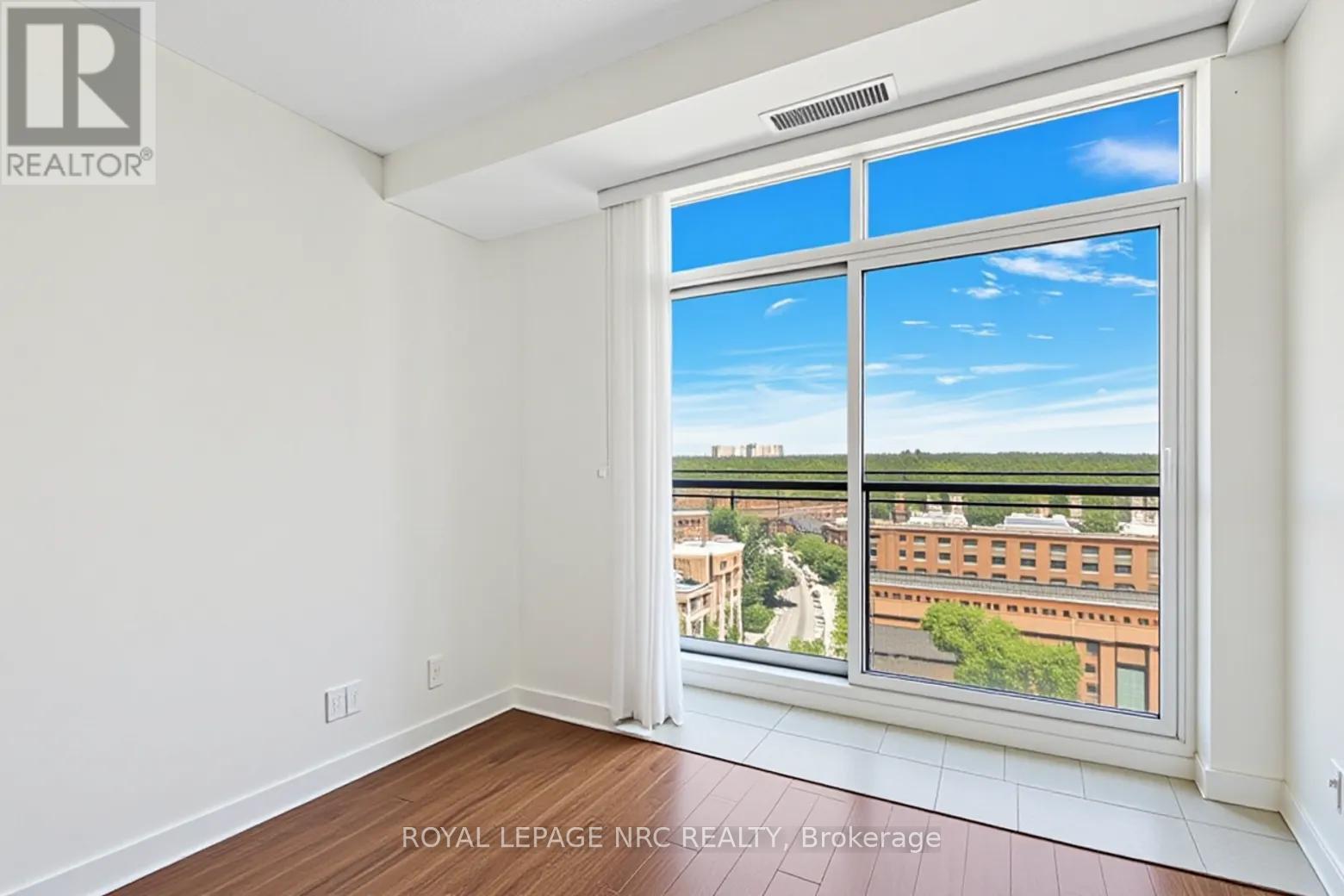 Ph 6 - 15 Maplewood Avenue, Toronto, Ontario  M6C 4B4 - Photo 21 - C13569798