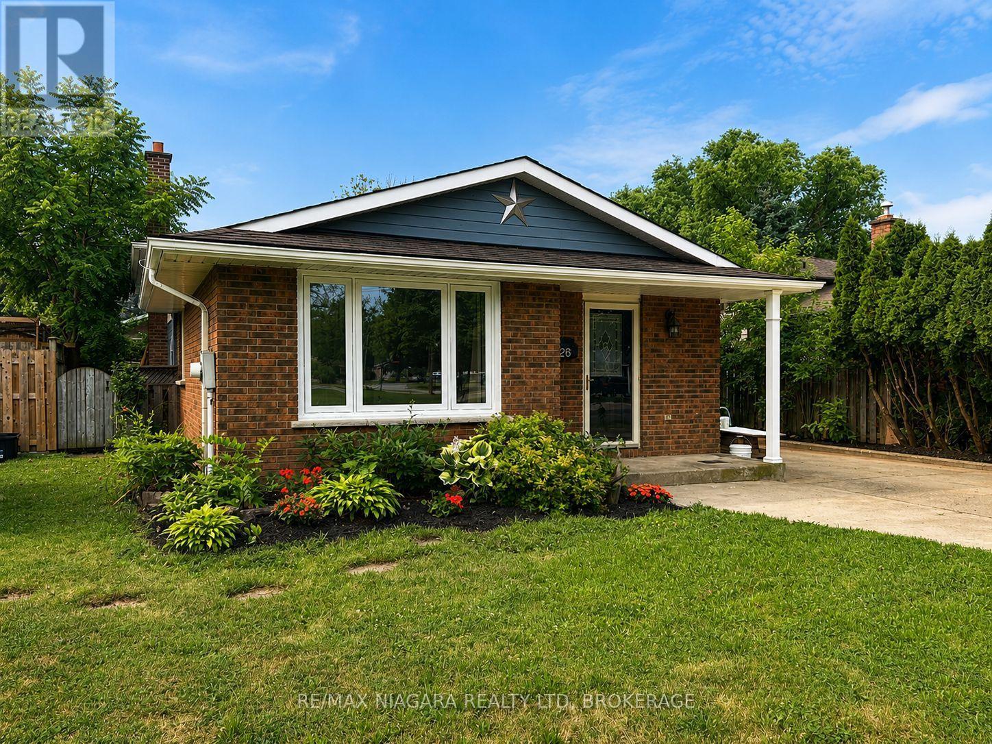 26 Friars Court, St. Catharines, Ontario  L2N 6B5 - Photo 1 - X13570122